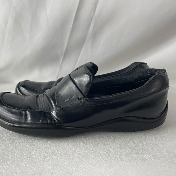 Prada Black Leather Loafers - Picture 5 of 10